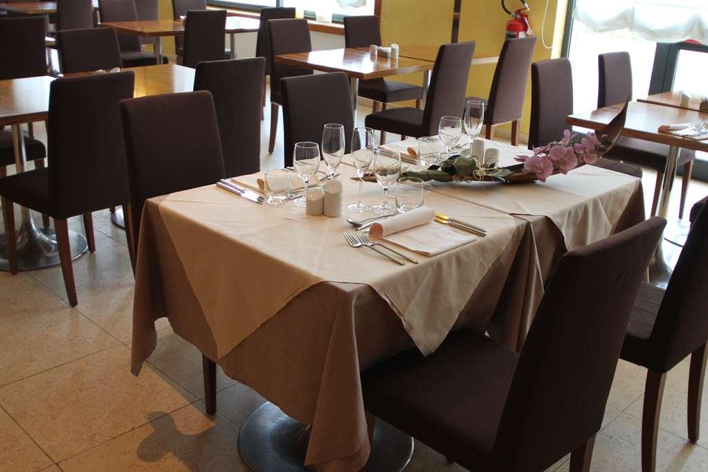 Mh Hotel Piacenza Fiera Restaurant photo